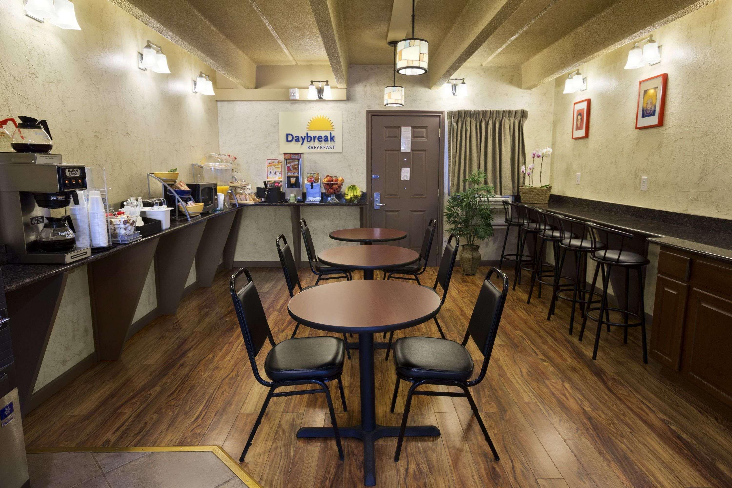 Days Inn By Wyndham Denver Downtown Dış mekan fotoğraf